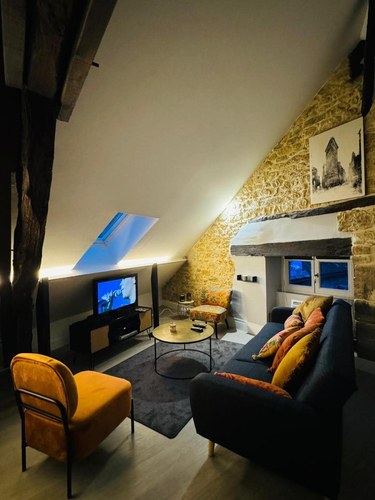 Appartement* Authentique Meuble Sarlat Coeur Ville المظهر الخارجي الصورة